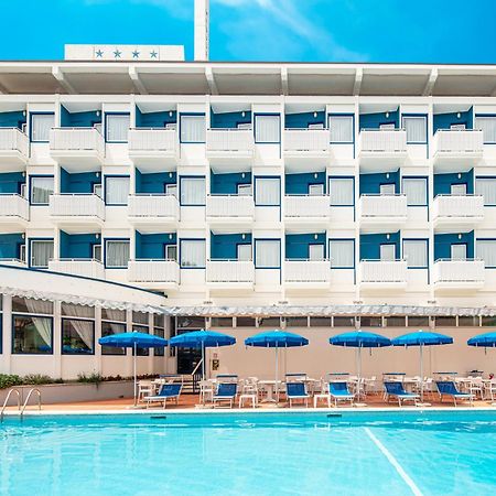 Hotel Medusa Splendid Lignano Sabbiadoro Exterior photo