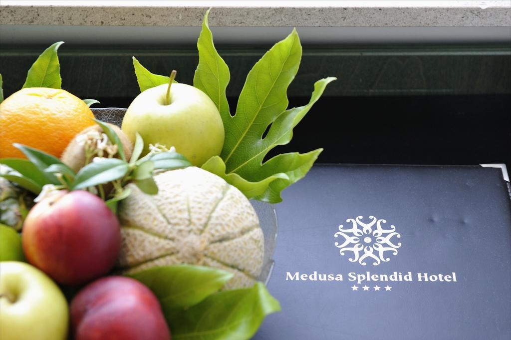 Hotel Medusa Splendid Lignano Sabbiadoro Exterior photo